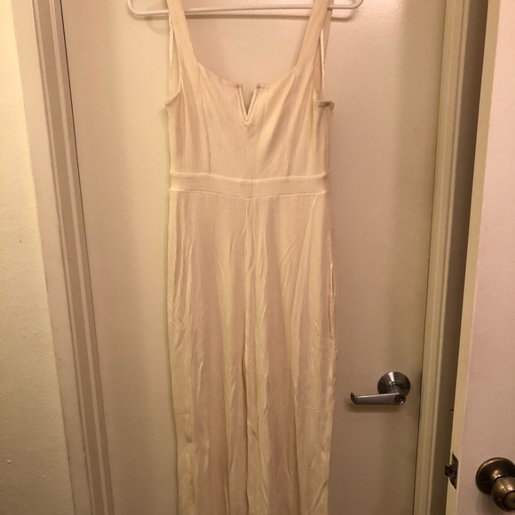 *Needs a steam* L Space Cream Ribbed Jumpsuit - Picture 1 of 4